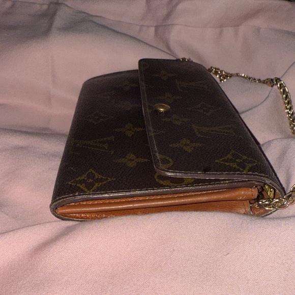 Louis Vuitton Brown and Gold Monogram Clutch - Picture 4 of 10